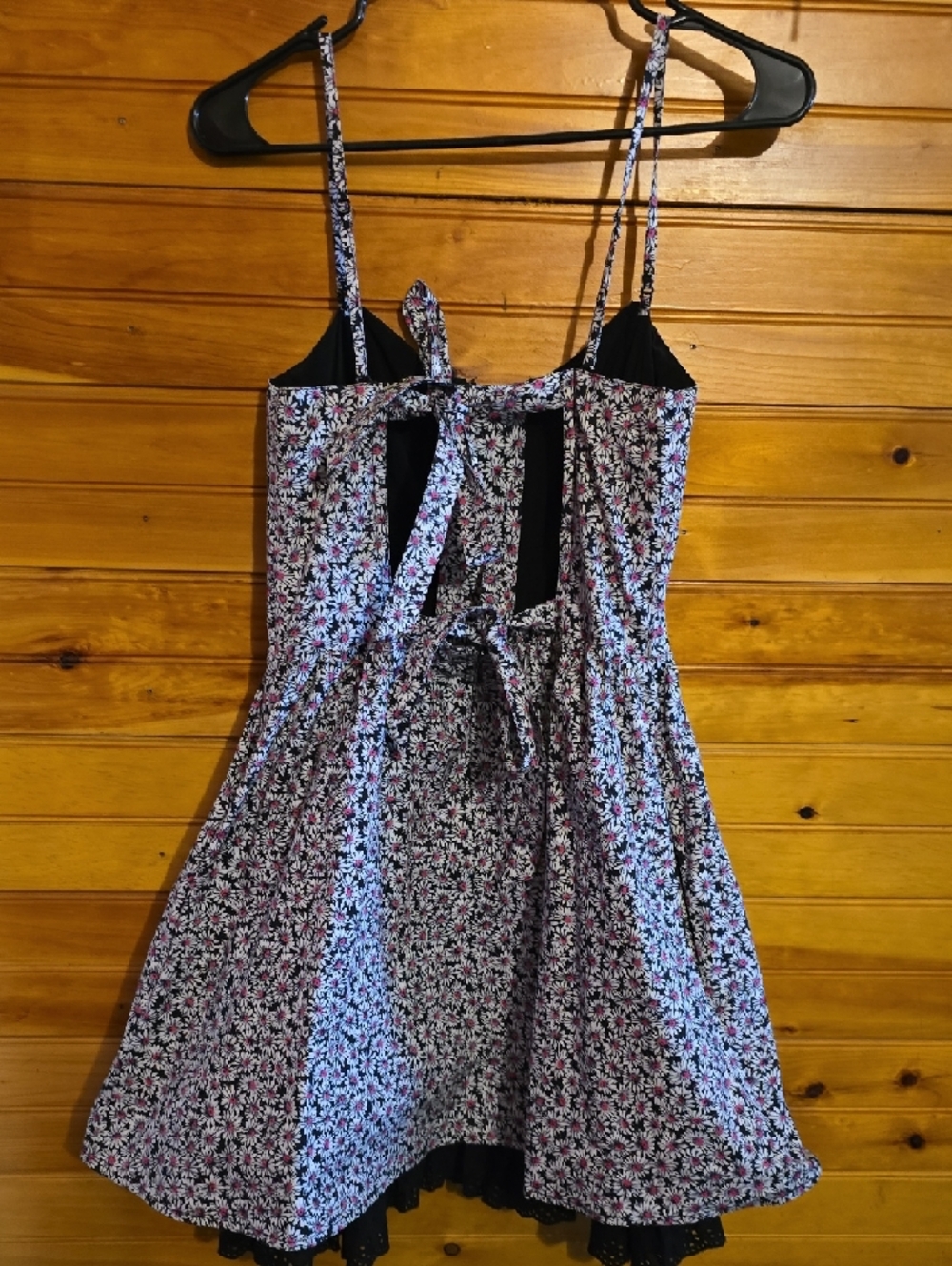 Betsey Johnson Black Daisy Print Dress with Pink Accents - Picture 9 of 14